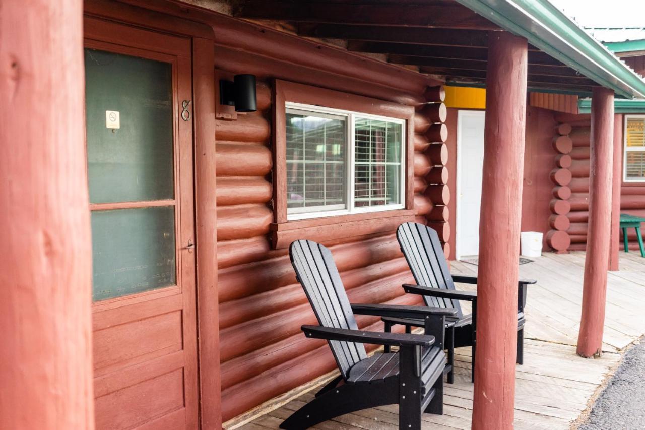 Sportsman'S Lodge Ennis Exterior photo